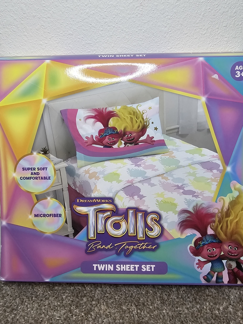 Dreamworks Trolls Twin Sheet Set - Pink Purple Yellow Green